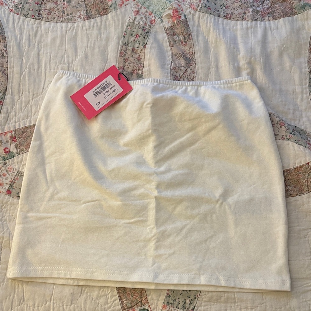 Edikted Cream Mini Skirt